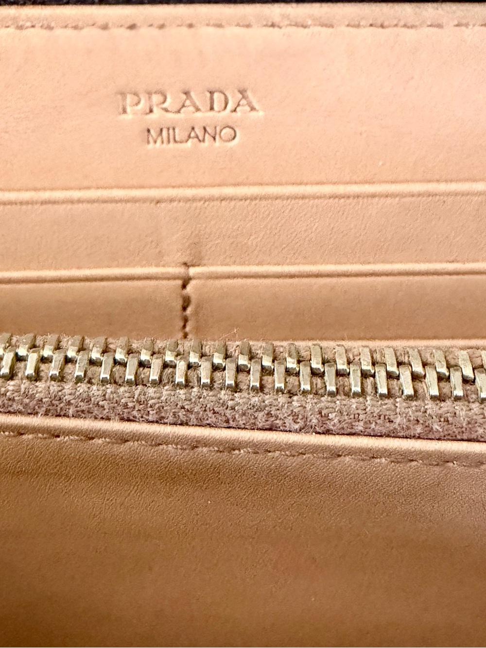 🥂HP🥂 Prada Black Zip Around Leather Wallet - Picture 12 of 14